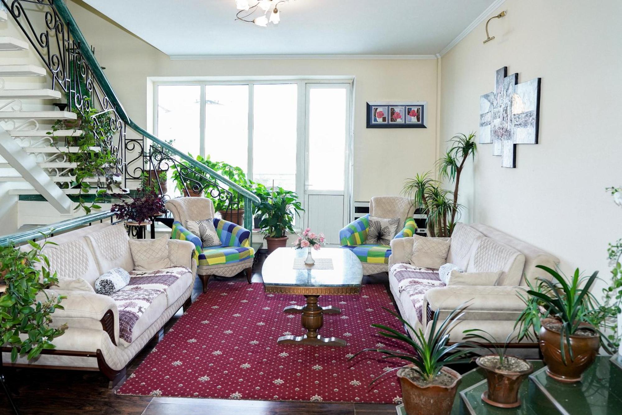 Europa Hotel-Kutaiszi Kültér fotó