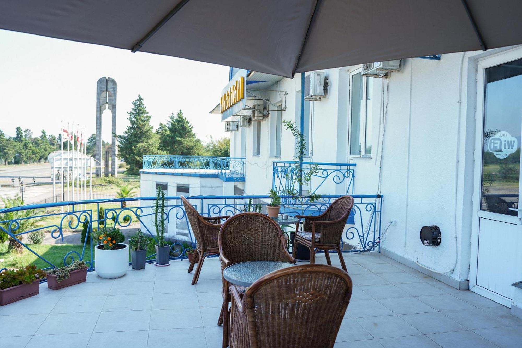 Europa Hotel-Kutaiszi Kültér fotó